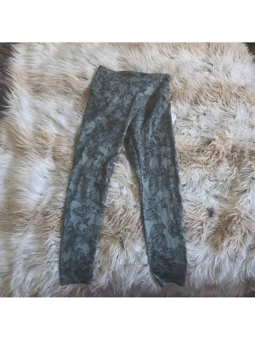 Sweaty Betty Gray Floral Leggings
